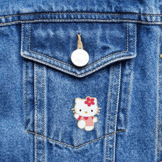 Pin Hello Kitty con flor