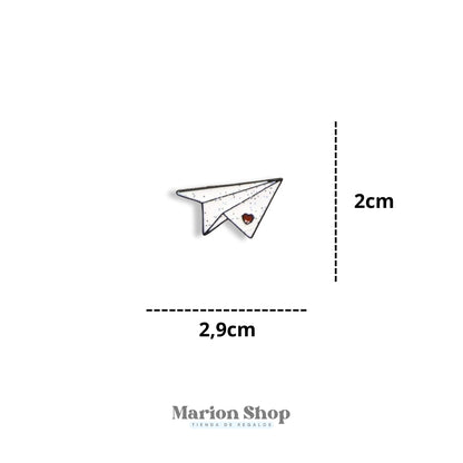 Pin Avion de Papel Corazón
