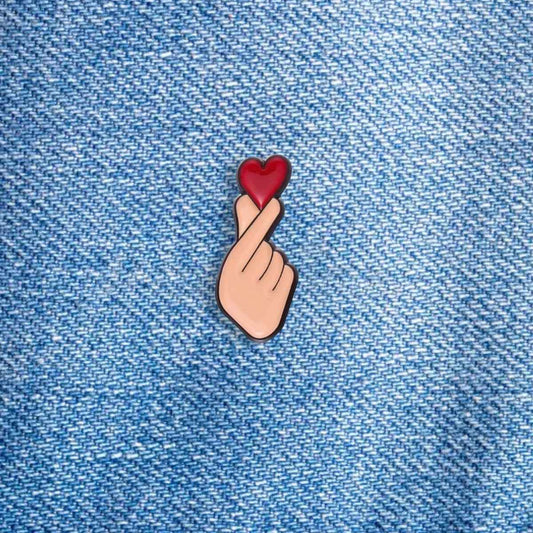 Pin Corazón Coreano