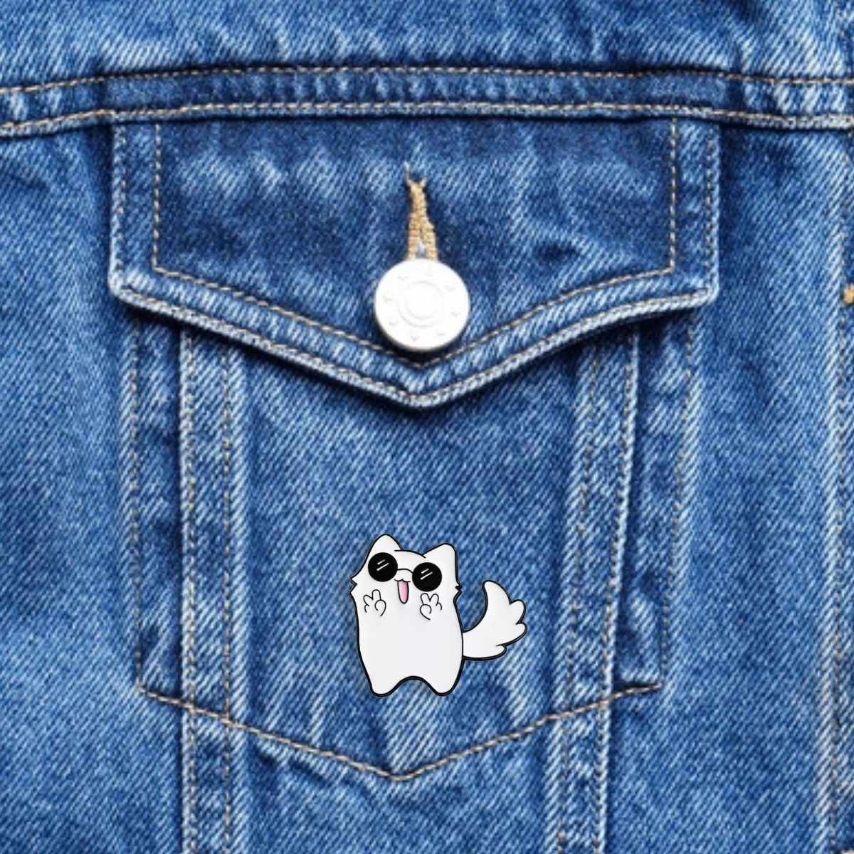 Pin Gato Satoru Gojo Saludando – Jujutsu Kaisen