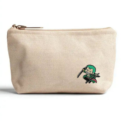 Pin Zoro con Espadas – One Piece